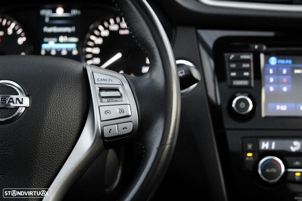 Nissan Qashqai 1.2 DIG-T N-Connecta - 27