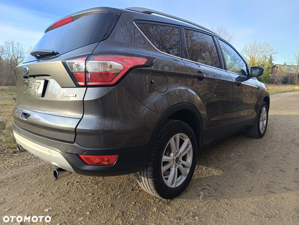Ford Kuga 1.5 EcoBoost TITANIUM - 9