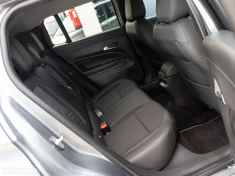 Jeep Avenger 1.2 GSE T3 Altitude - 12