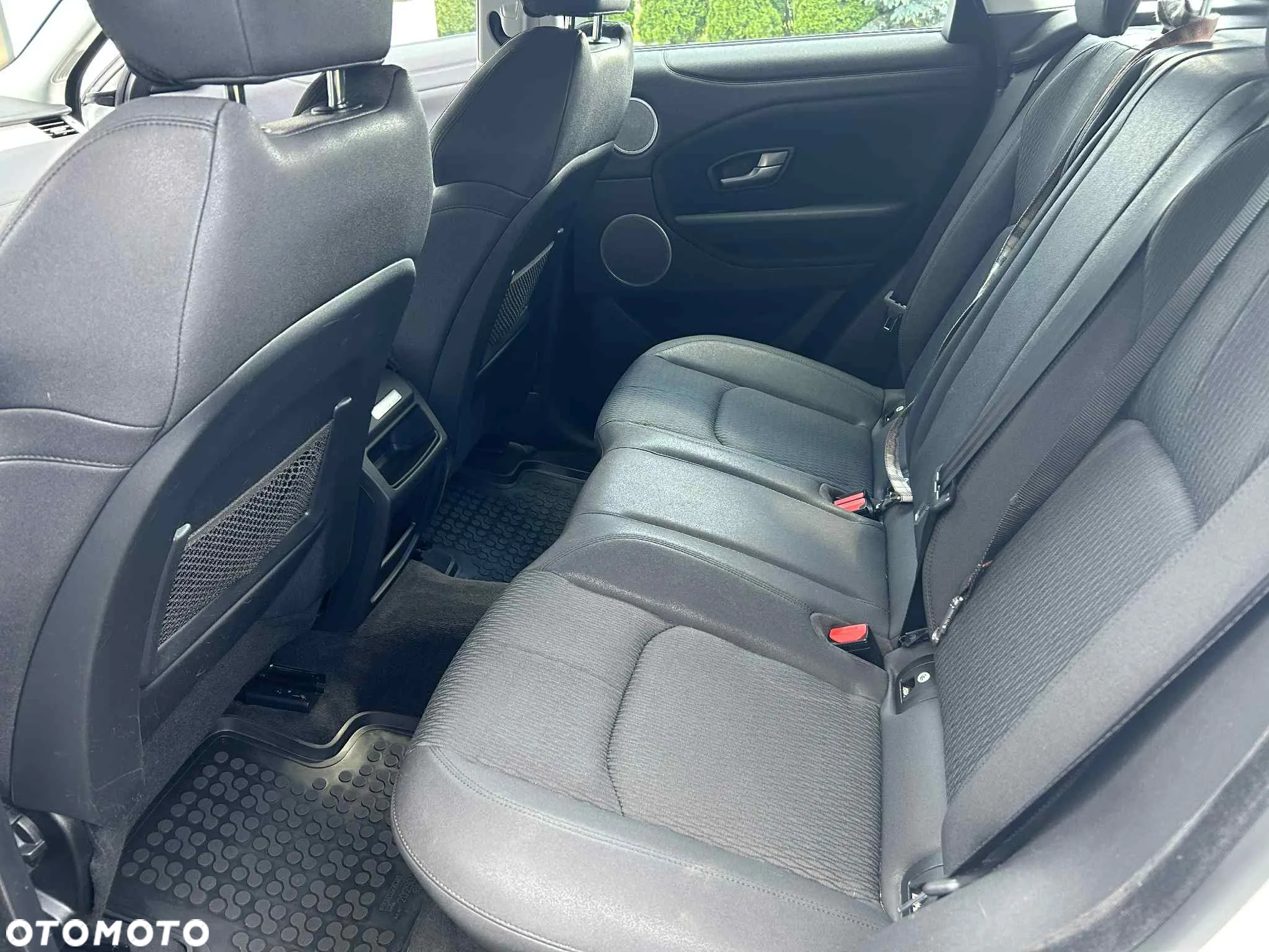 Land Rover Range Rover Evoque - 10