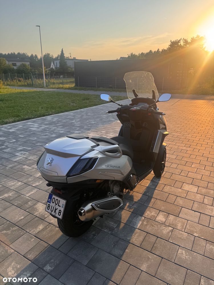 Peugeot Metropolis - 5