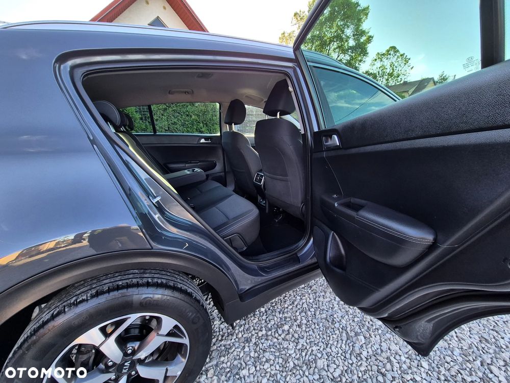 Kia Sportage 1.6 GDI 2WD Black Edition - 35
