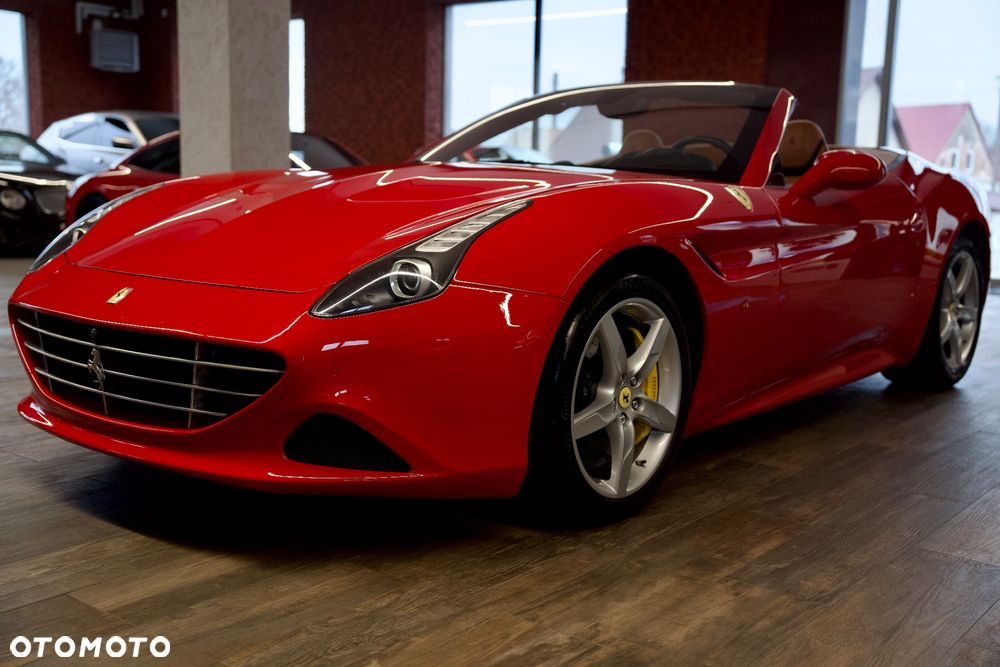 Ferrari California T - 2