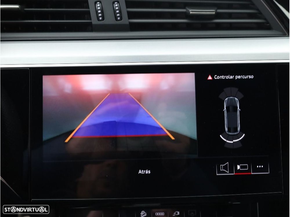 Audi Q8 e-Tron Sportback 50 quattro S line - 14