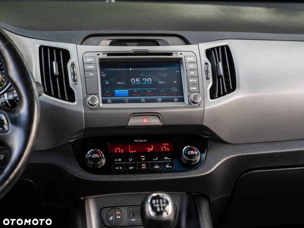 Kia Sportage 1.6 GDI Business Line L 2WD - 35