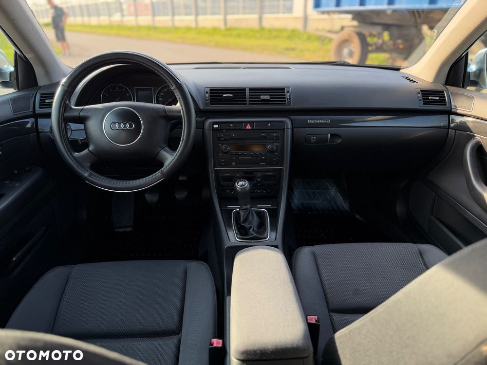 Audi A4 Avant 1.8T Quattro - 7