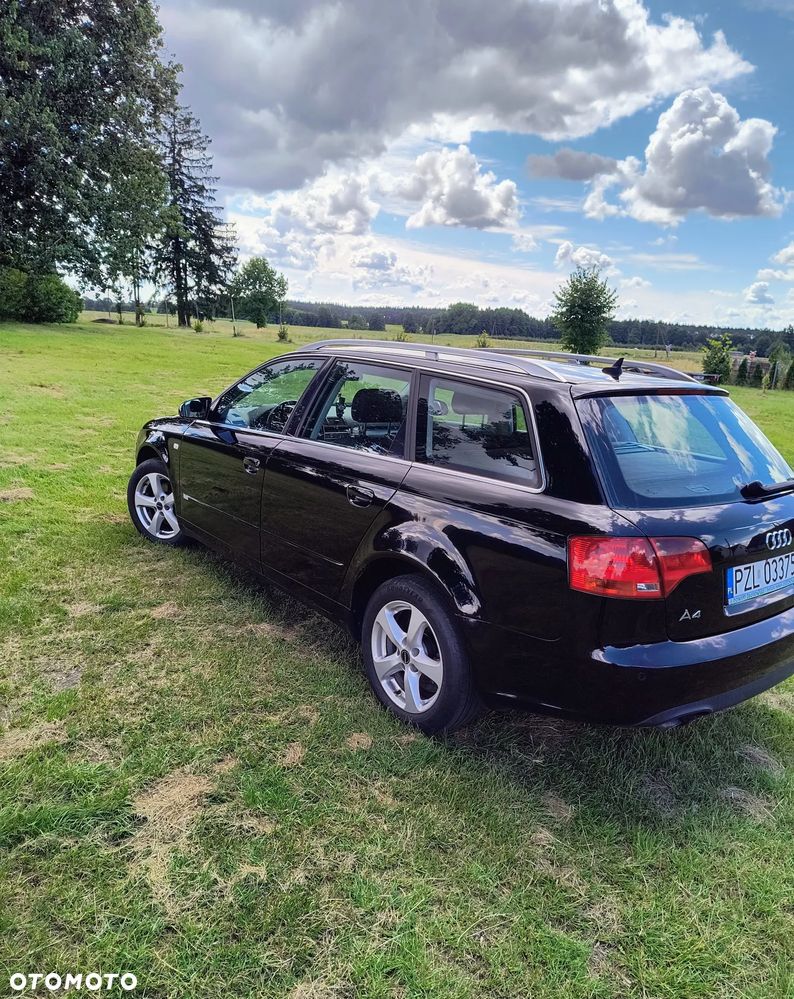 Audi A4 Avant 2.0 TDI - 8