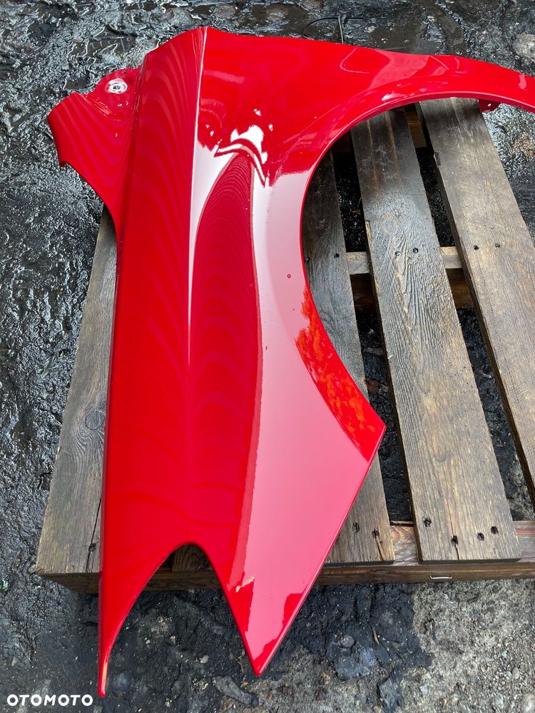 BŁOTNIK LEWY PRZÓD MERCEDES BENZ B KLASA W246 A2468810101 - 9