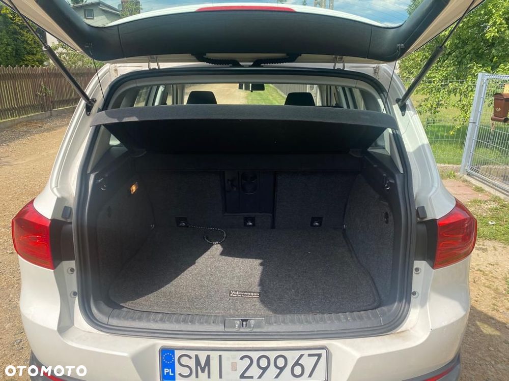Volkswagen Tiguan - 11