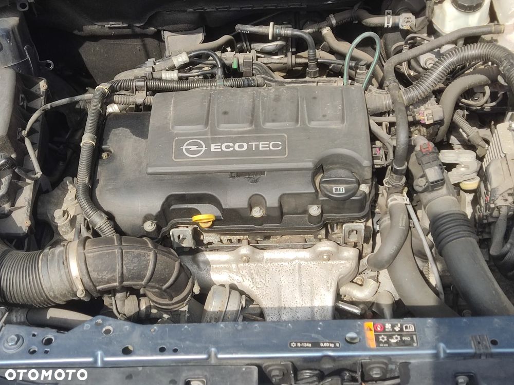 Opel Astra 1.4 Turbo Active - 21