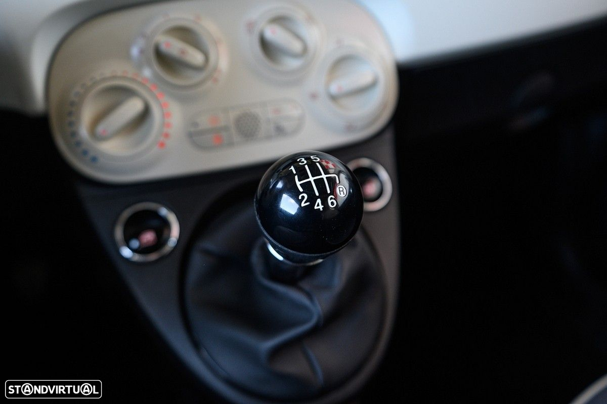 Fiat 500 1.0 Hybrid Lounge - 52