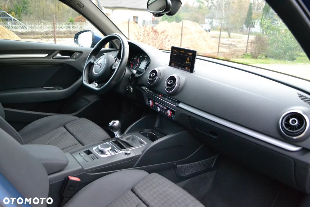 Audi A3 3-drzwiowe 2.0 TDI Ambition - 16