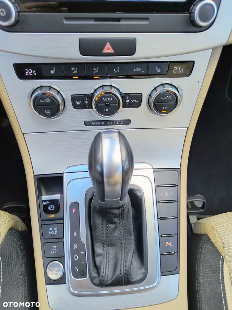 Volkswagen CC 2.0 TSI DSG - 9