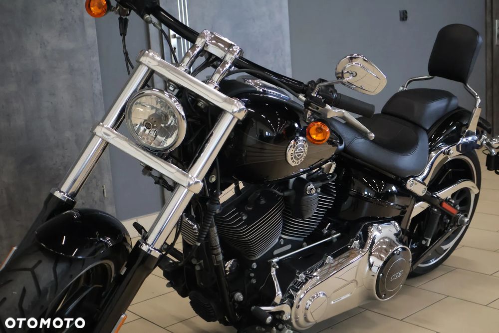 Harley-Davidson FXSB Breakout - 21