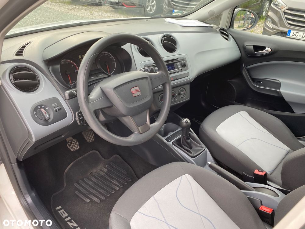 Seat Ibiza 1.4 16V Reference - 20
