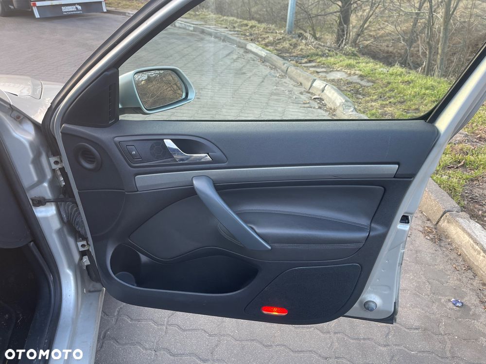 Skoda Octavia 1.9 TDI DPF Elegance - 5