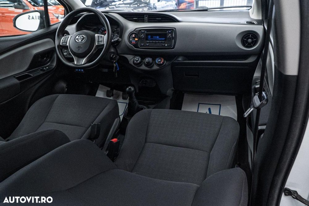 Toyota Yaris 1.0 VVT-i Comfort - 3