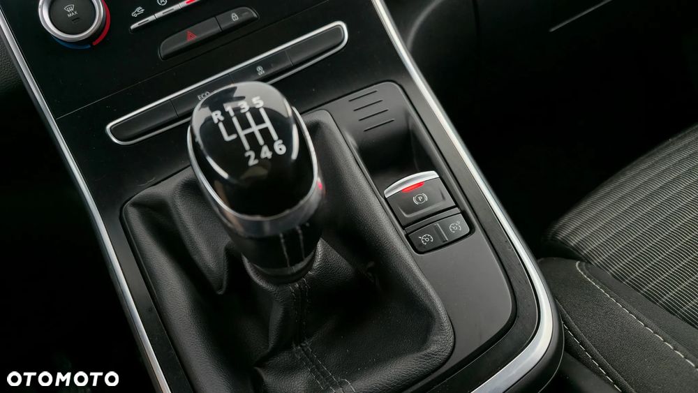 Renault Grand Scenic ENERGY TCe 115 INTENS - 19