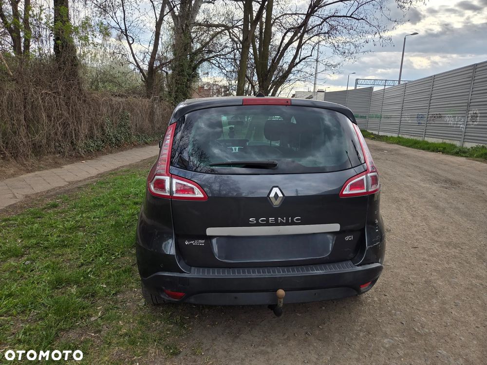 Renault Scenic 1.9 dCi FAP Dynamique - 5