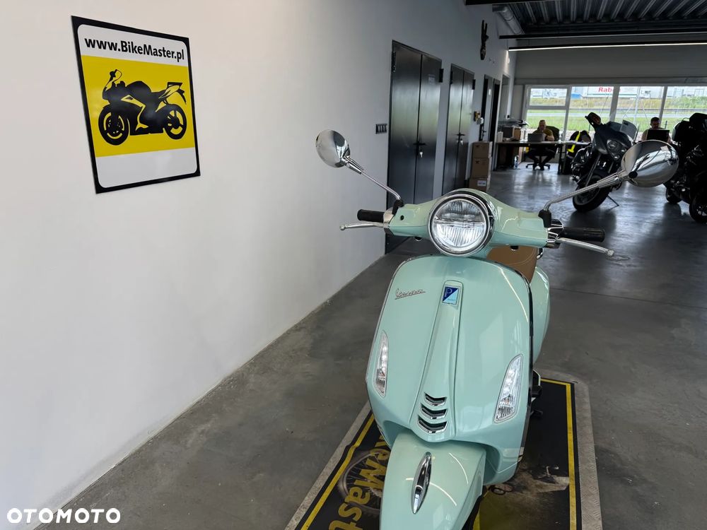 Piaggio Vespa - 32