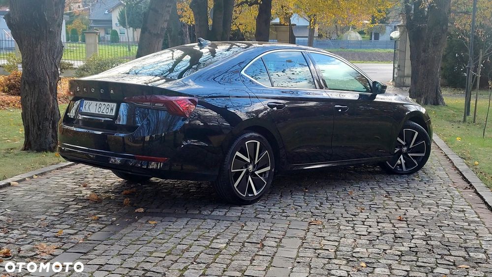 Skoda Octavia 2.0 TDI DSG Ambition - 24