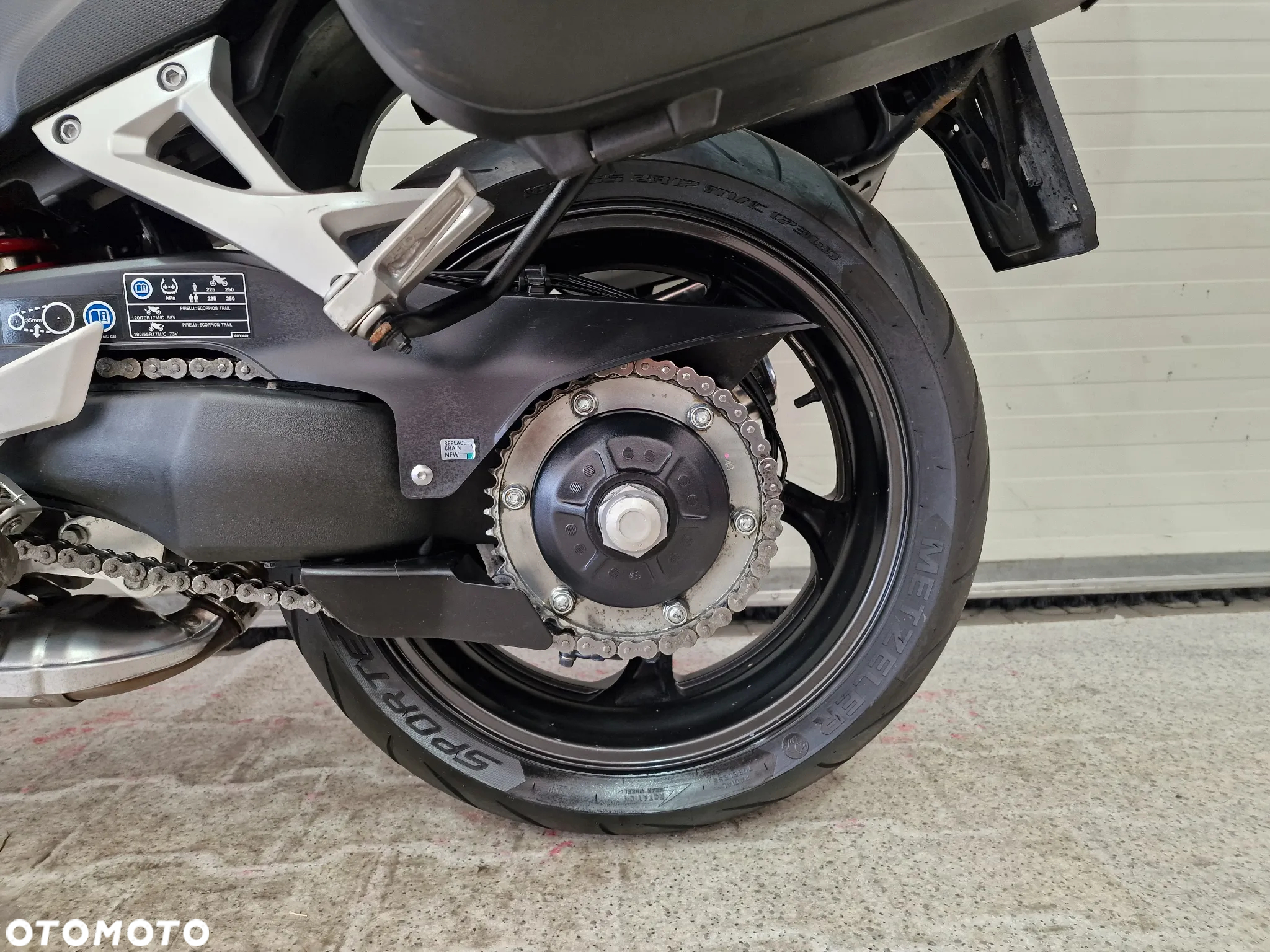 Honda VFR - 14