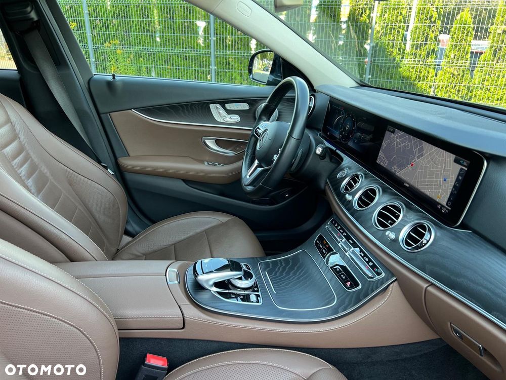 Mercedes-Benz Klasa E 400 d 4Matic T All-Terrain 9G-TRONIC Exclusive - 14