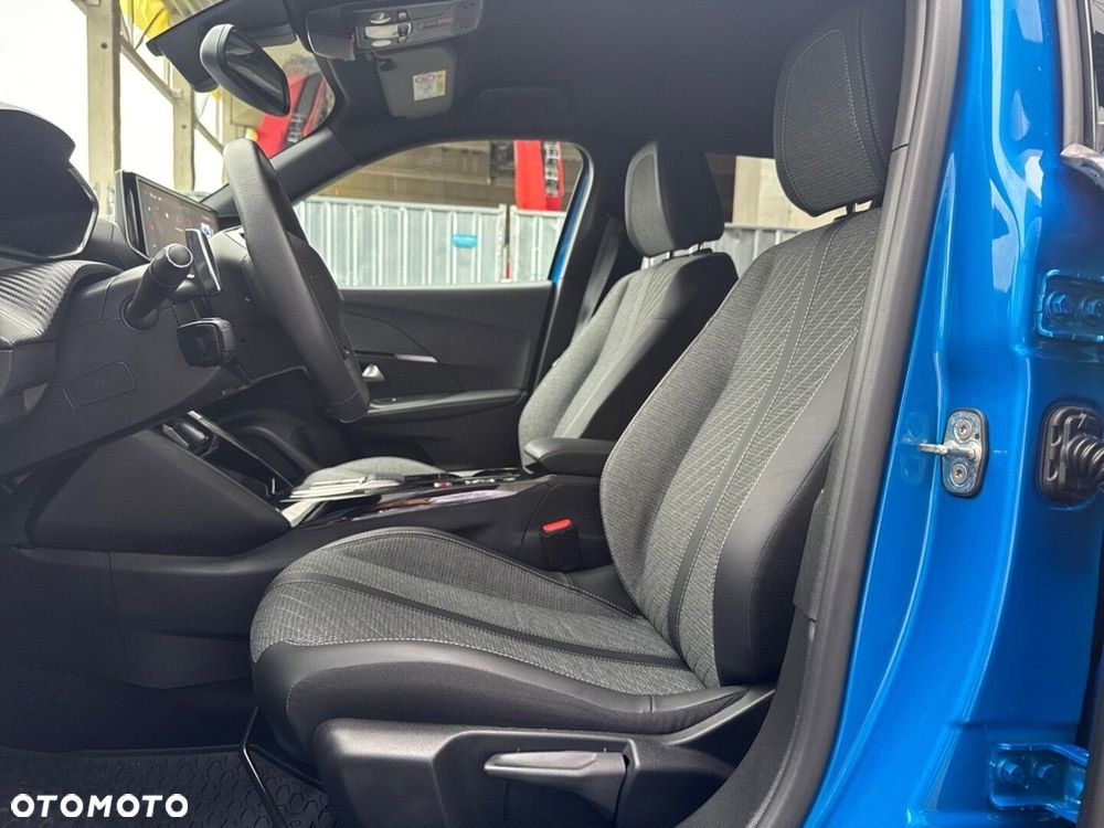 Peugeot 2008 - 9