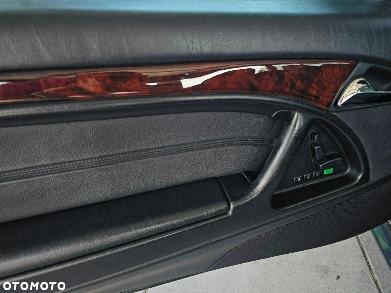 Mercedes-Benz SL - 21