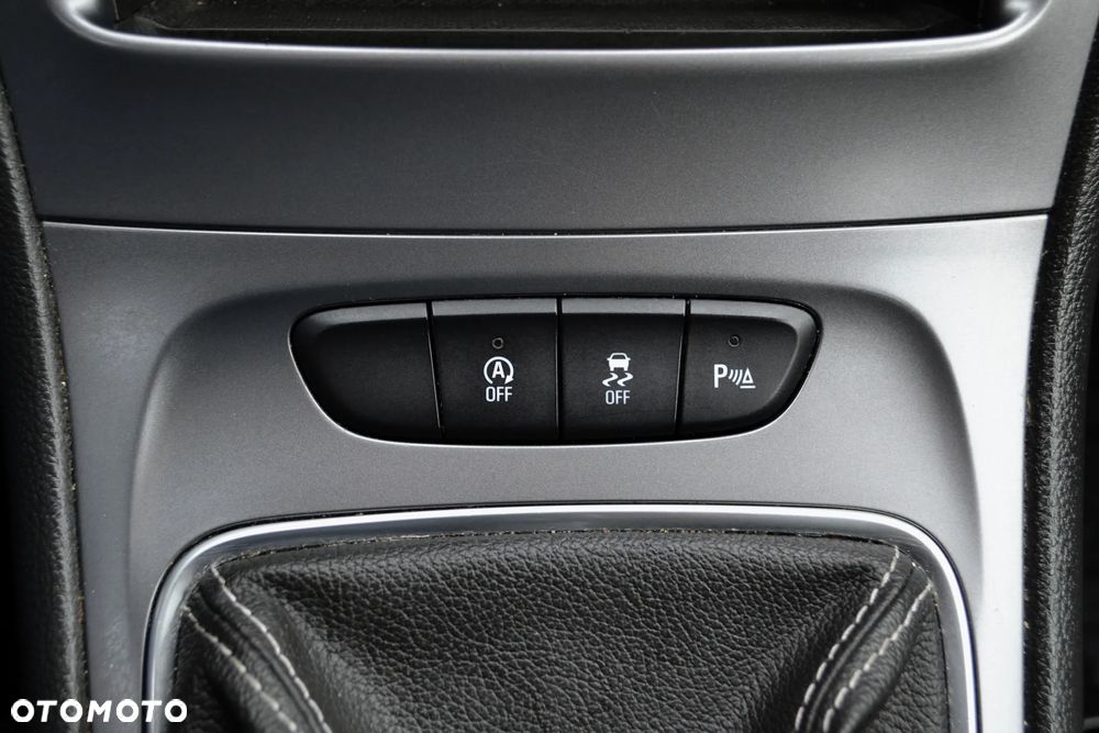 Opel Astra 1.6 CDTI Enjoy S&S - 21