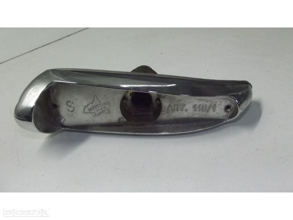 Fiat 1400 coca de farolim pisca novo e original c/borracha - 1