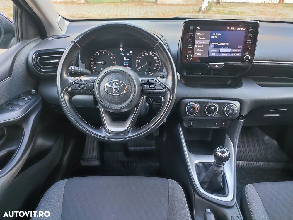 Toyota Yaris - 13