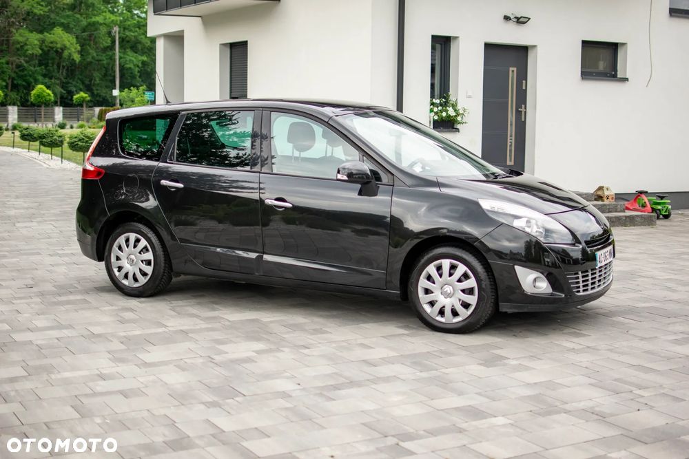 Renault Grand Scenic - 14
