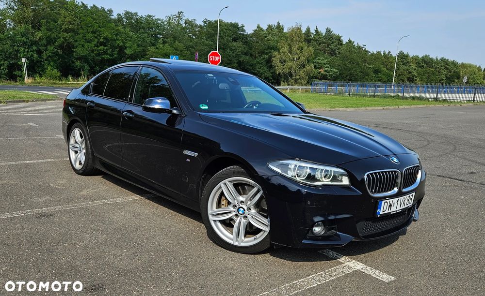 BMW Seria 5 530d xDrive - 12