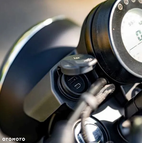 QJMOTOR SRV 125 - 12