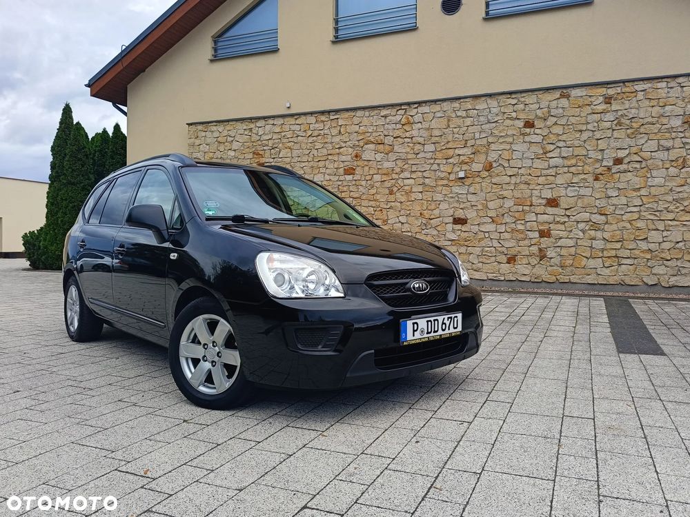 Kia Carens