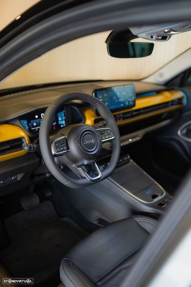 Jeep Avenger Summit - 20