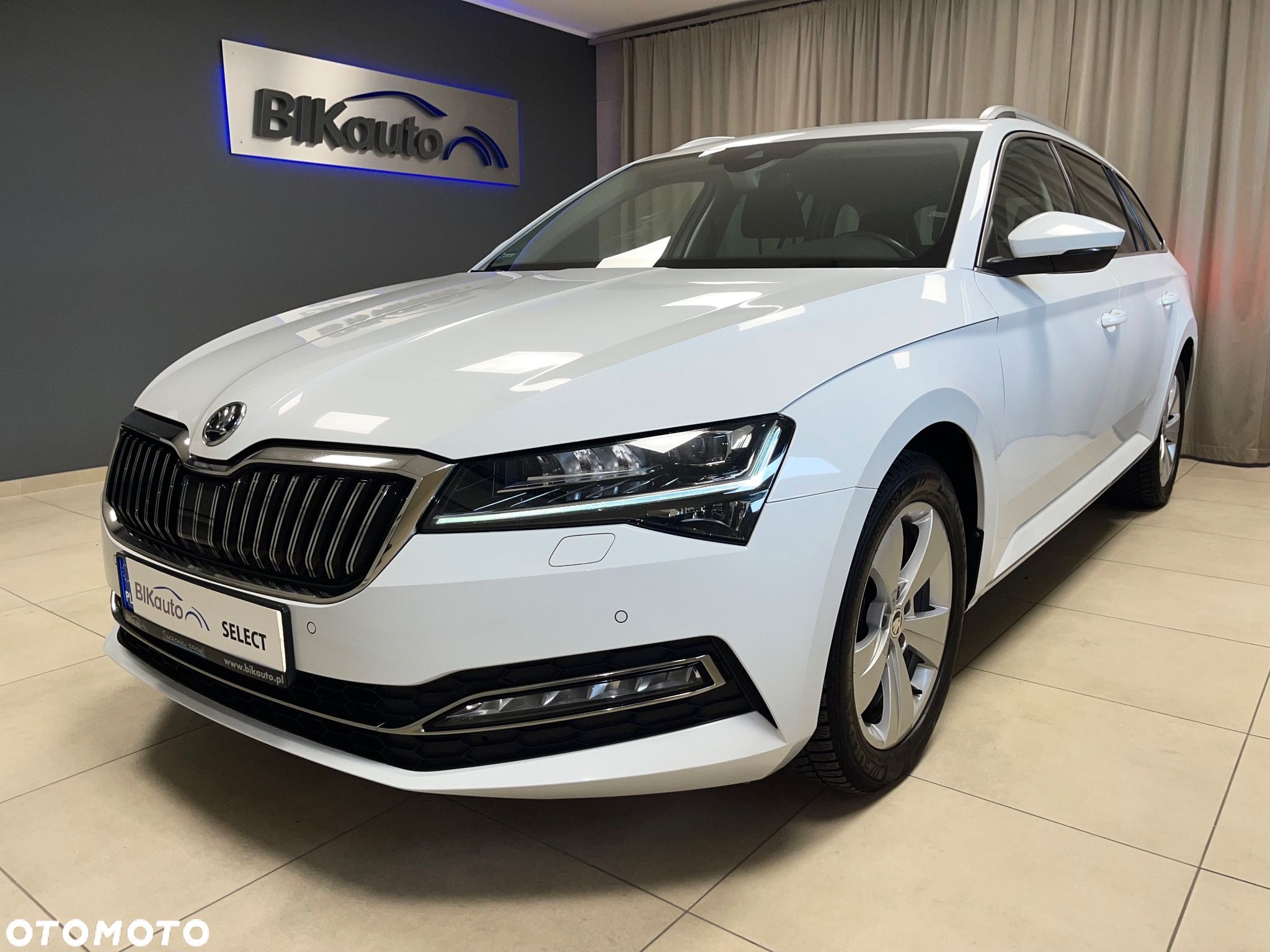 Skoda Superb 2.0 TDI SCR Style DSG - 1