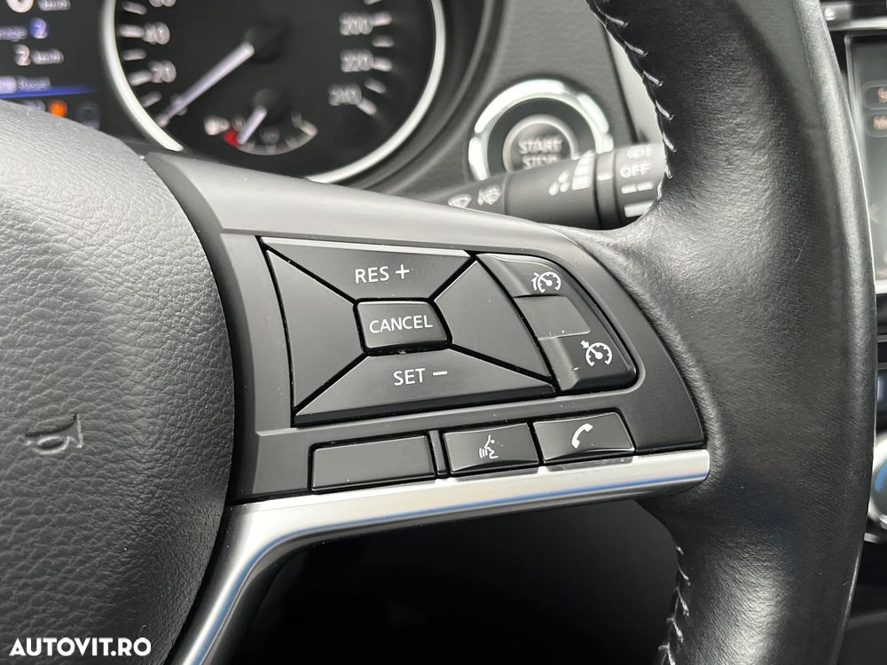 Nissan Qashqai 1.3 DIG-T DCT ACENTA - 17