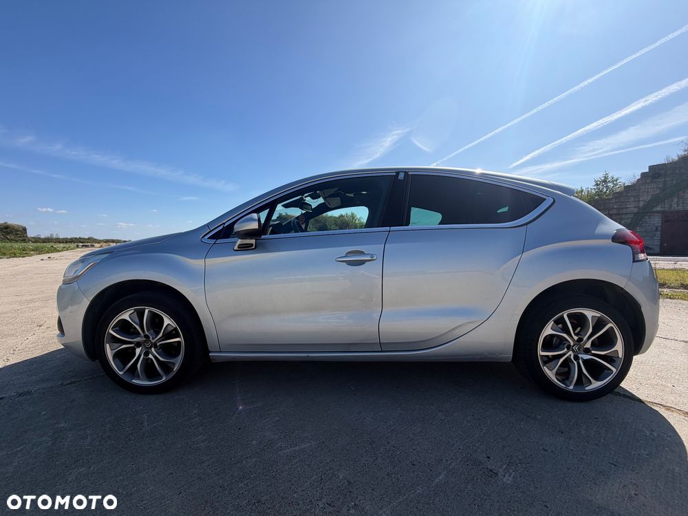 Citroën DS4 2.0 HDi SportChic - 3