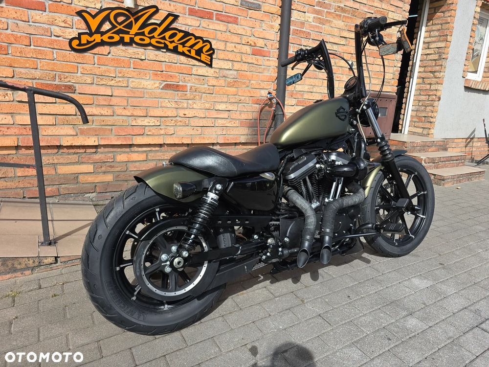 Harley-Davidson Sportster Iron 883 - 10