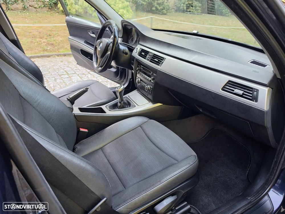 BMW 320 - 3