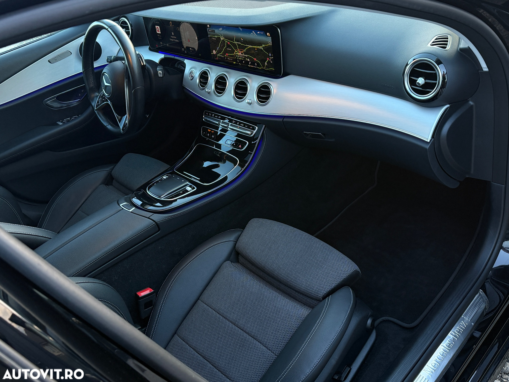 Mercedes-Benz E 300 de 4Matic 9G-TRONIC Night Edition - 16