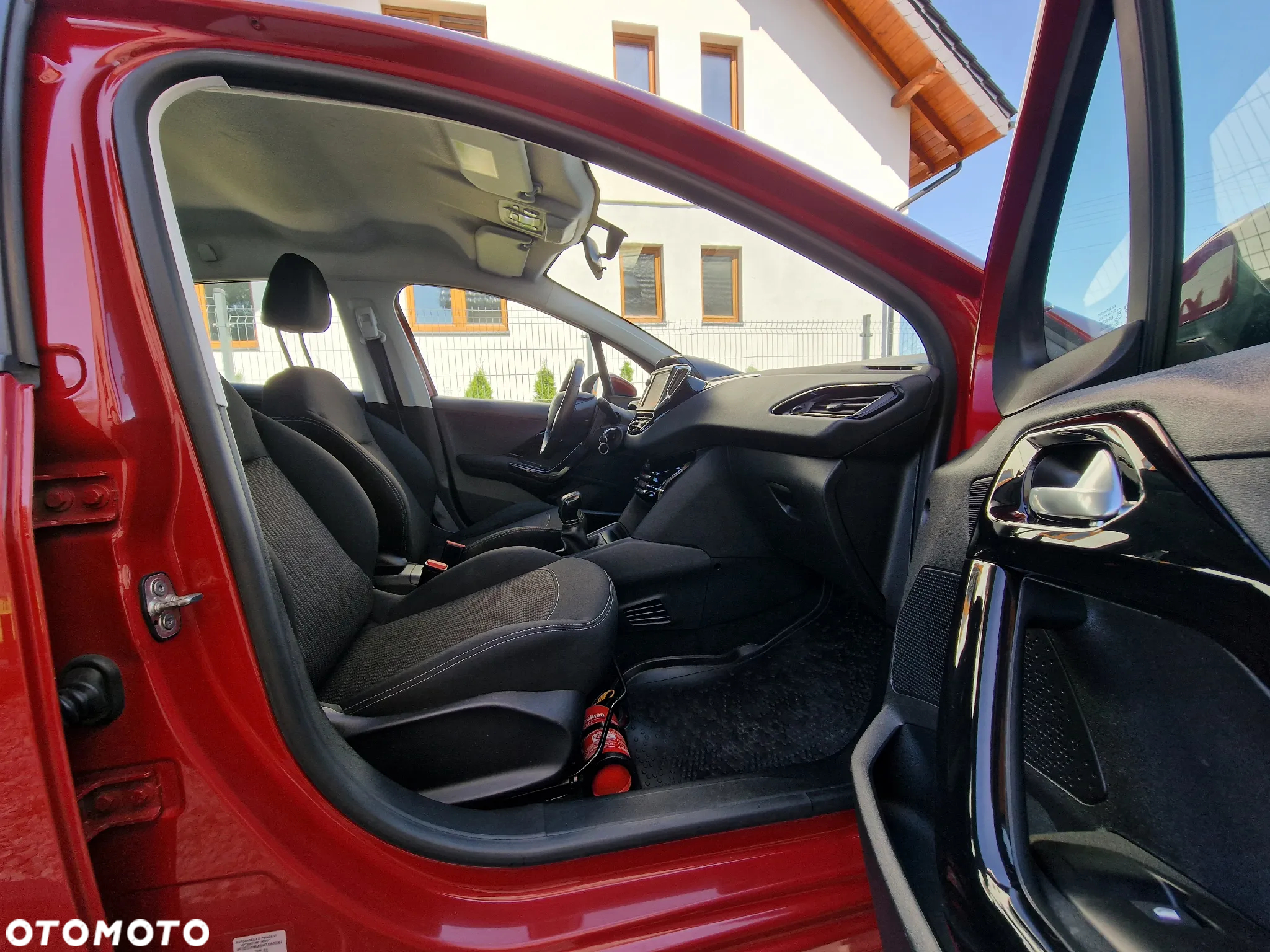 Peugeot 208 1.2 PureTech Allure - 27