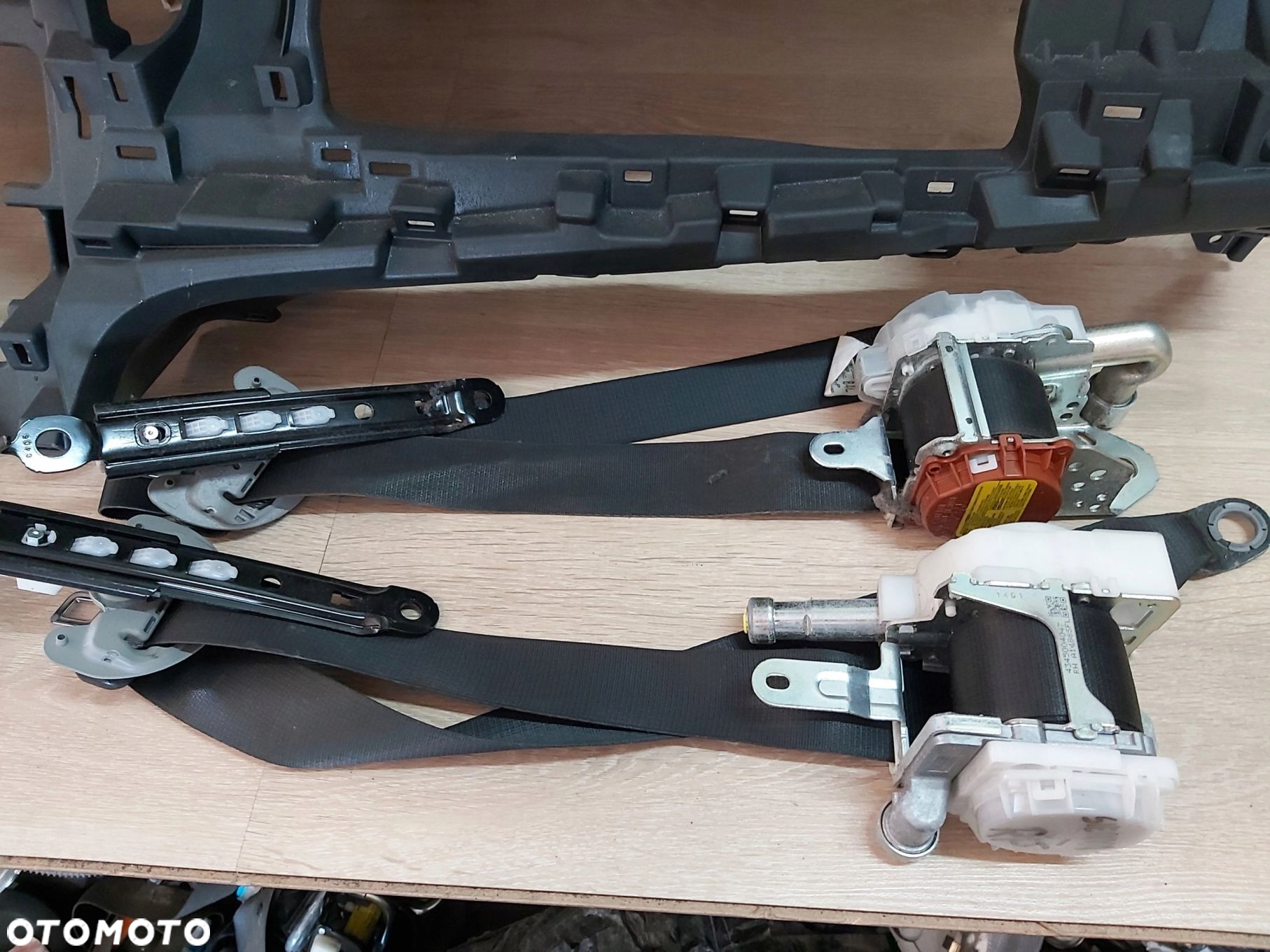 TOYOTA SIENNA Deska Air bag poduszka pasy ORYGINAŁ Czarne wnętrze - 3