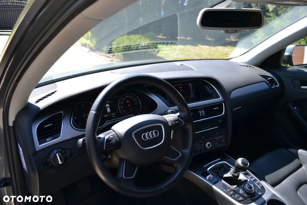 Audi A4 Avant - 9