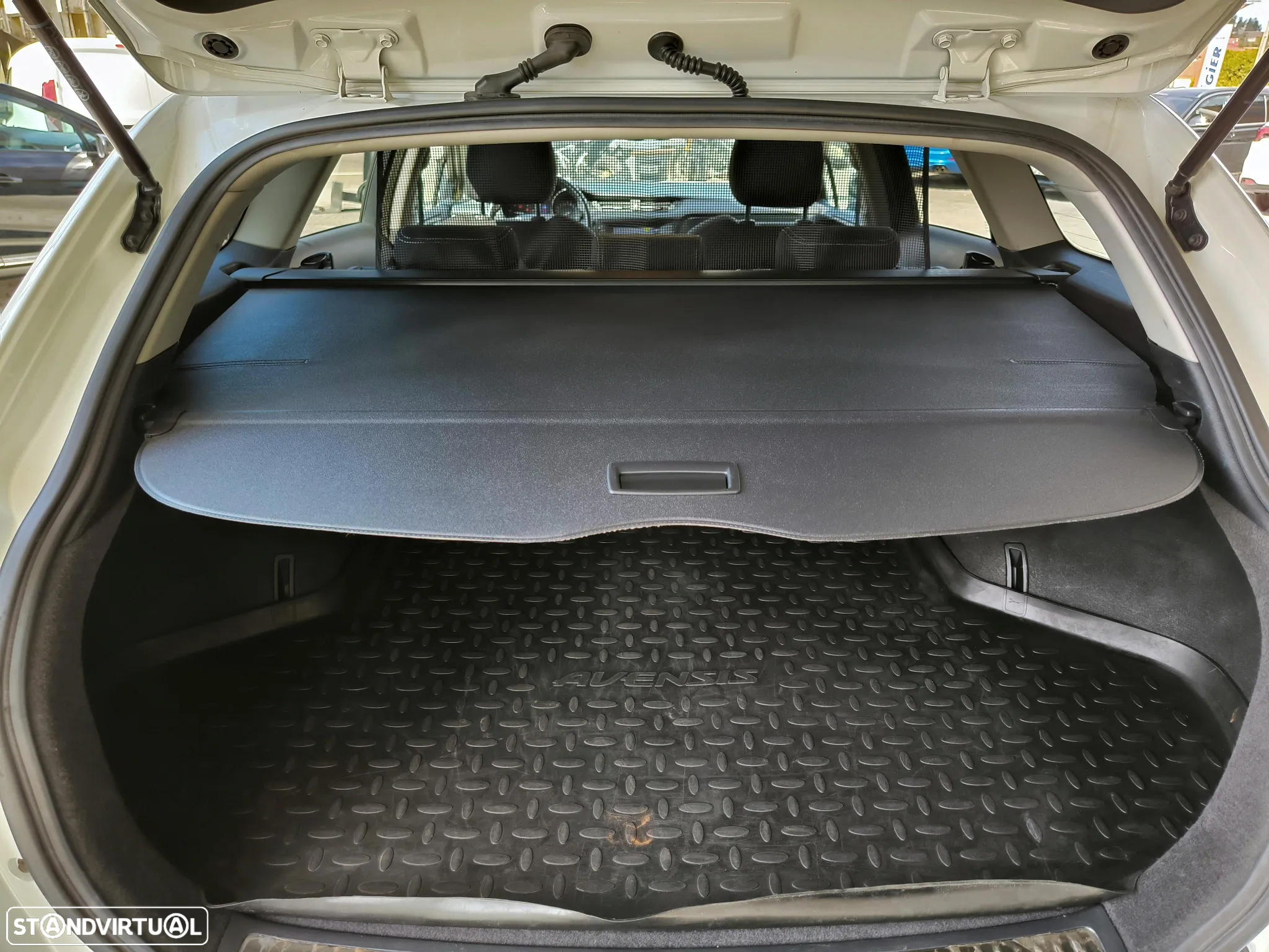 Toyota Avensis Touring Sports 1.6 D-4D Exclusive +P.Business - 21