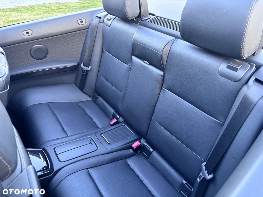 BMW Seria 3 320d - 27