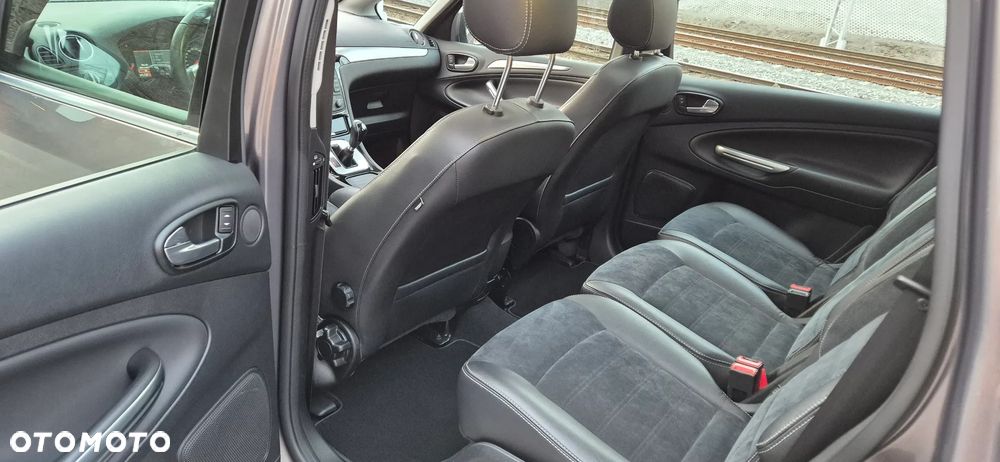 Ford S-Max 2.2 TDCi DPF Durashift-6-tronic Titanium - 21