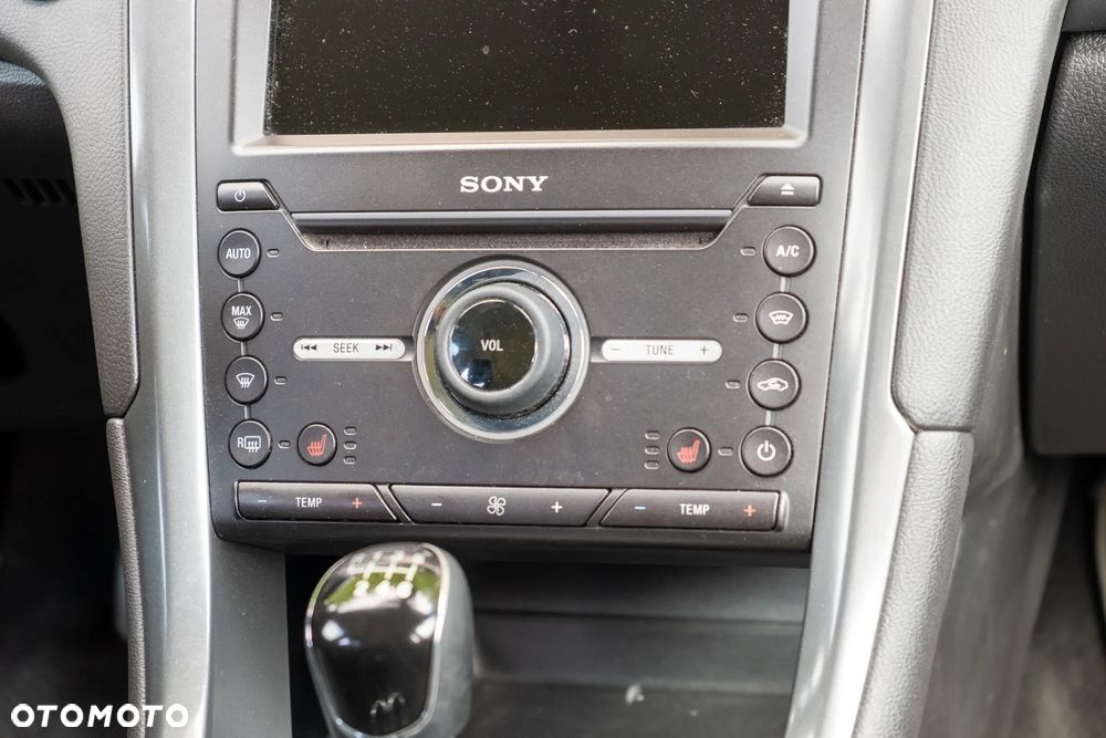 Ford Mondeo 2.0 TDCi Titanium - 17